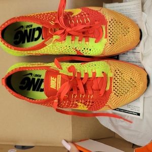 Nike flyknit Racer